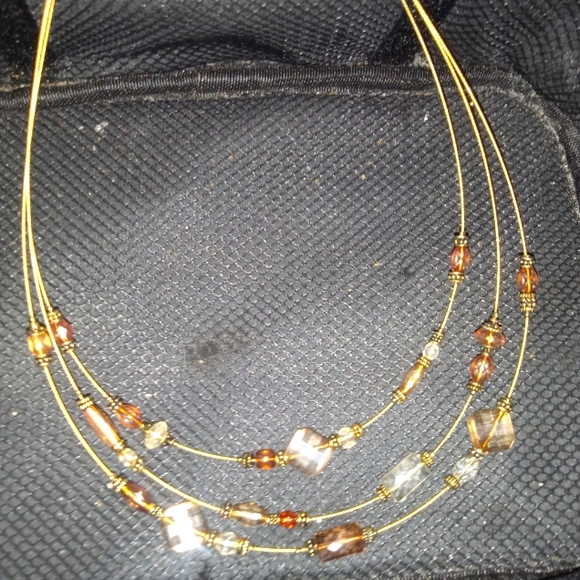 Costume jewelry - Picture 1 of 3